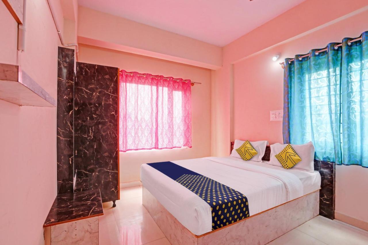Oyo Hotel C P Residency Mysore Exterior foto