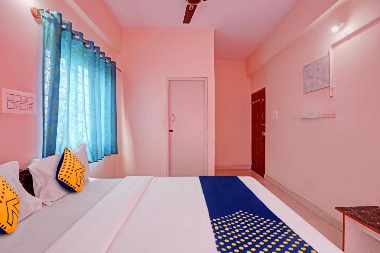 Oyo Hotel C P Residency Mysore Exterior foto